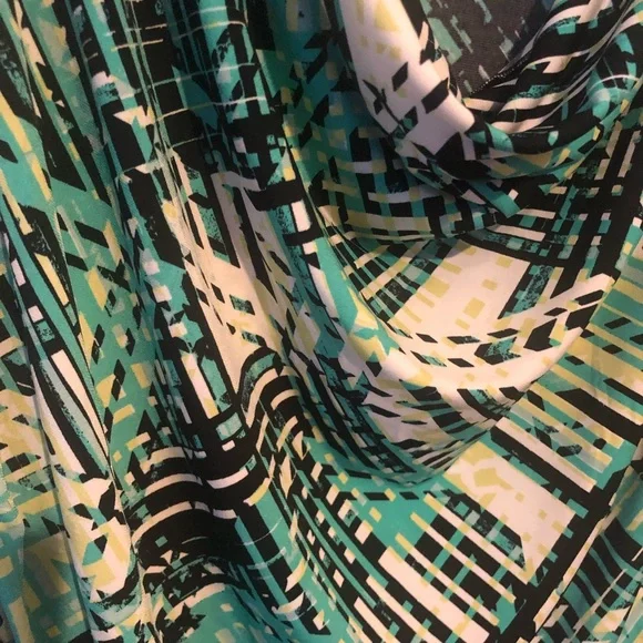 Worthington abstract print cowl neck top sz 2X NWT - Picture 3 of 6